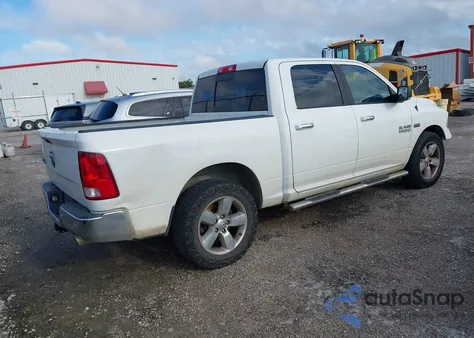 2018 Ram 1500 z USA, uszkodzony, nr VIN 3C6RR6LT3JG162845